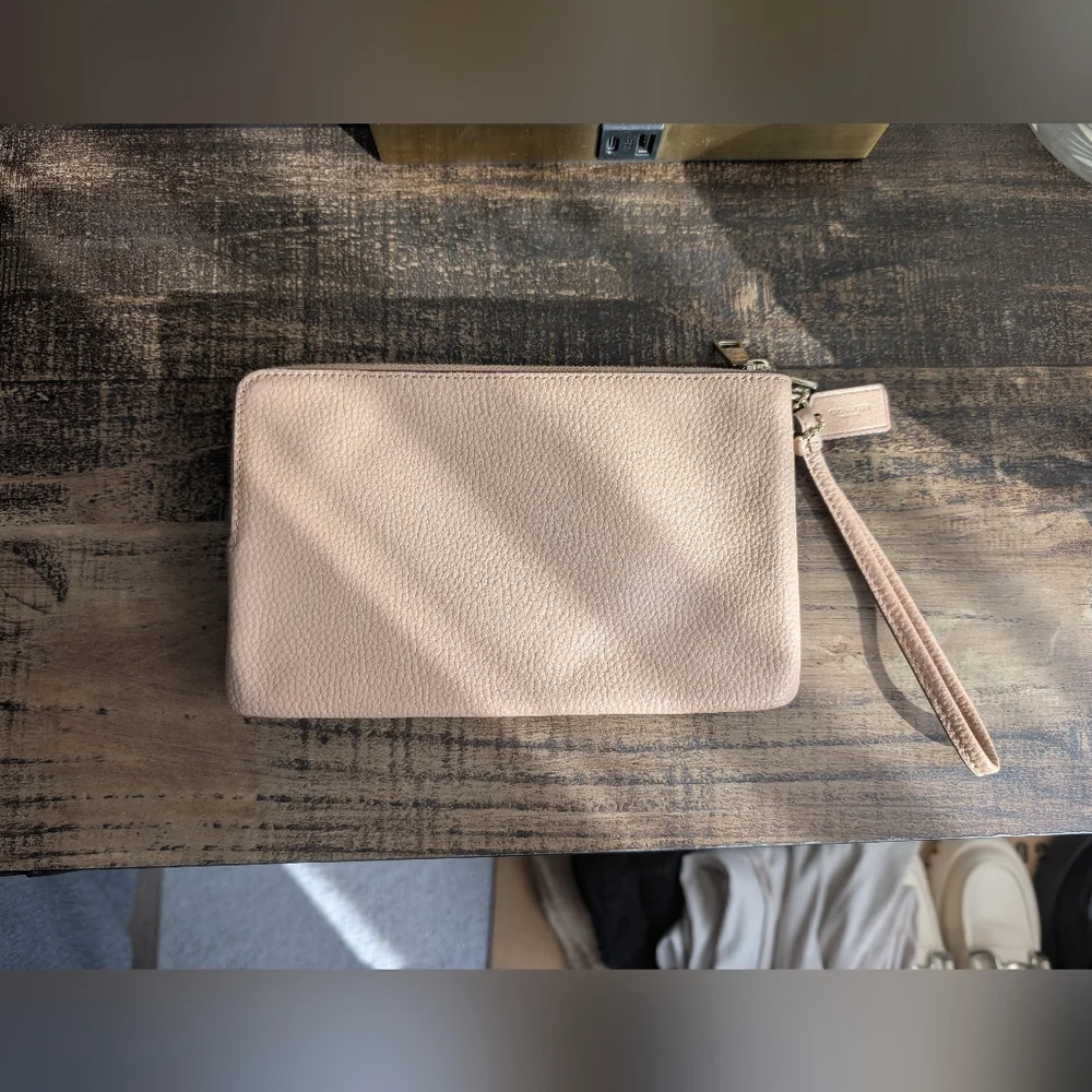 Coach Wristlet - Picture 2 of 9